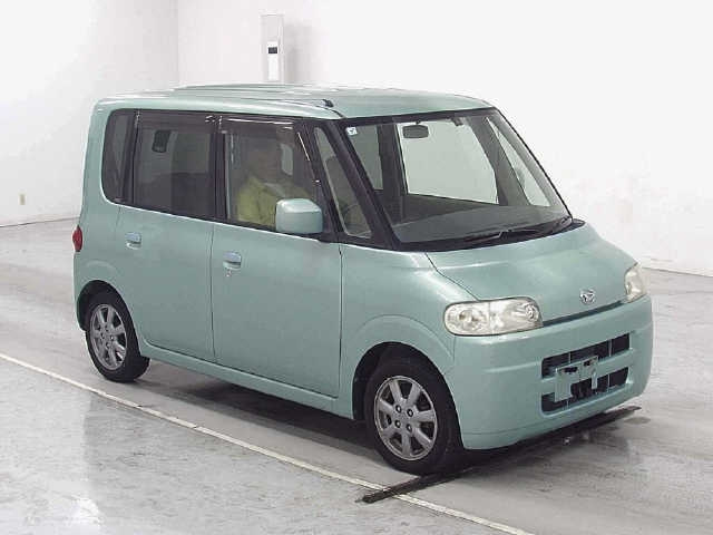 DAIHATSU TANTO — фото