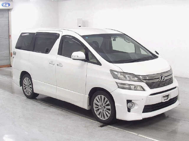 TOYOTA VELLFIRE — фото