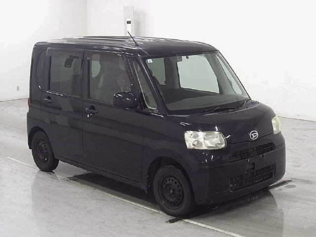 DAIHATSU TANTO — фото