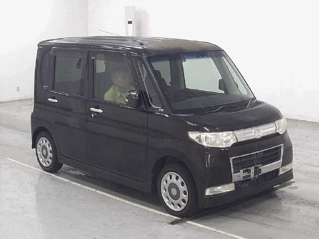 DAIHATSU TANTO — фото