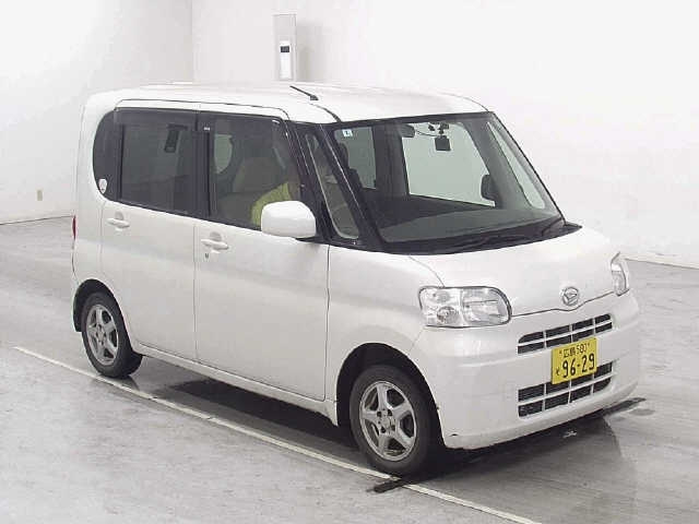 DAIHATSU TANTO — фото