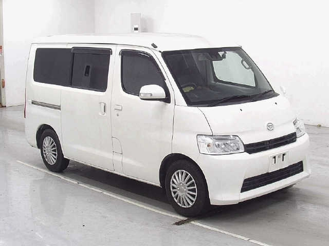 DAIHATSU GRAN — фото