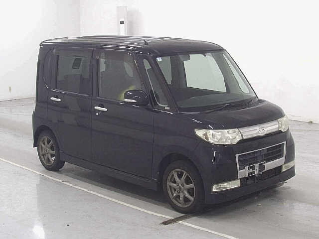 DAIHATSU TANTO — фото