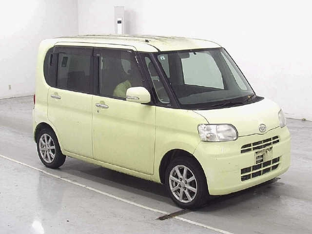 DAIHATSU TANTO — фото
