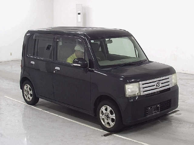 DAIHATSU MOVE — фото