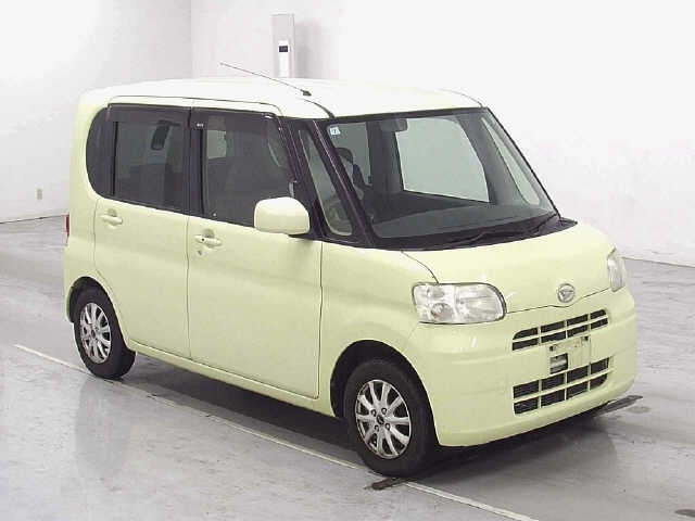 DAIHATSU TANTO — фото