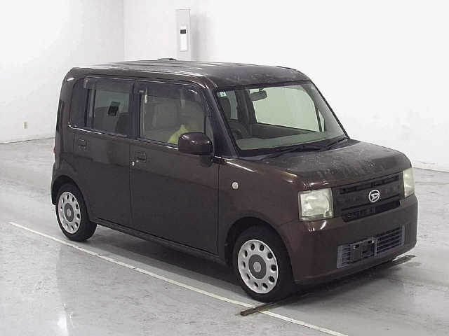 DAIHATSU MOVE — фото