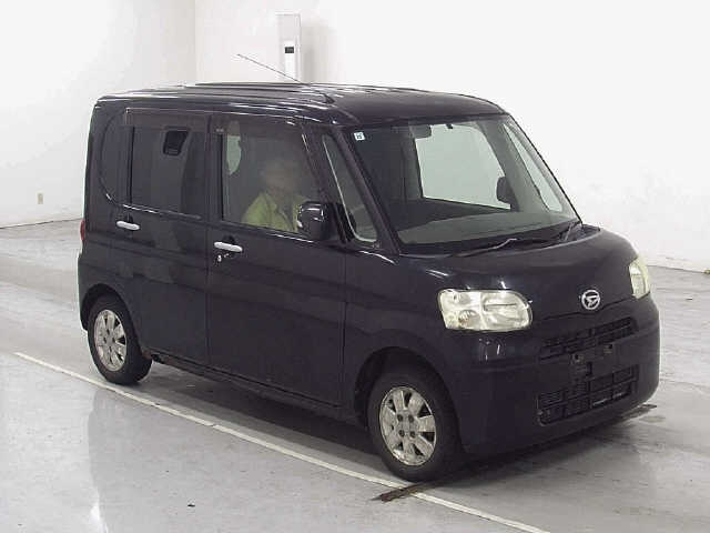 DAIHATSU TANTO — фото