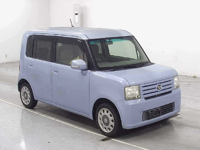 DAIHATSU MOVE — фото