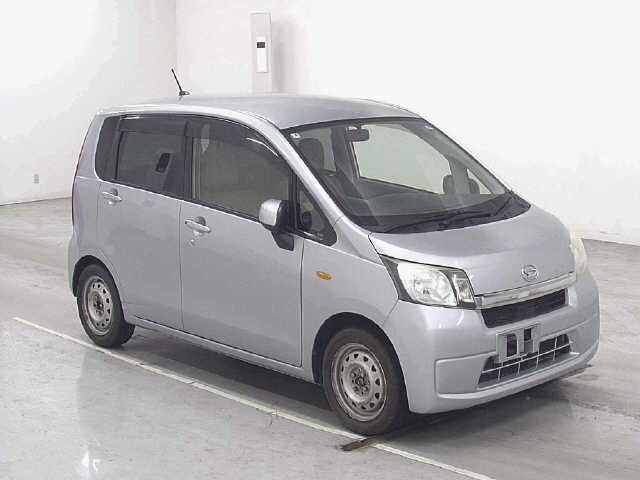 DAIHATSU MOVE — фото