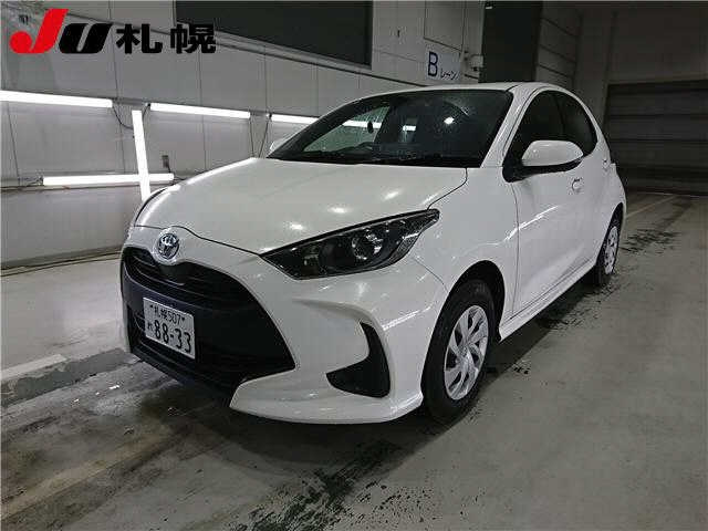 TOYOTA YARIS — фото