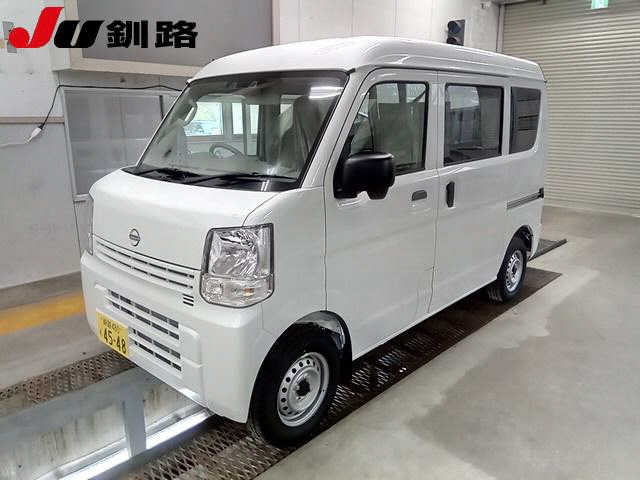 NISSAN CLIPPER — фото