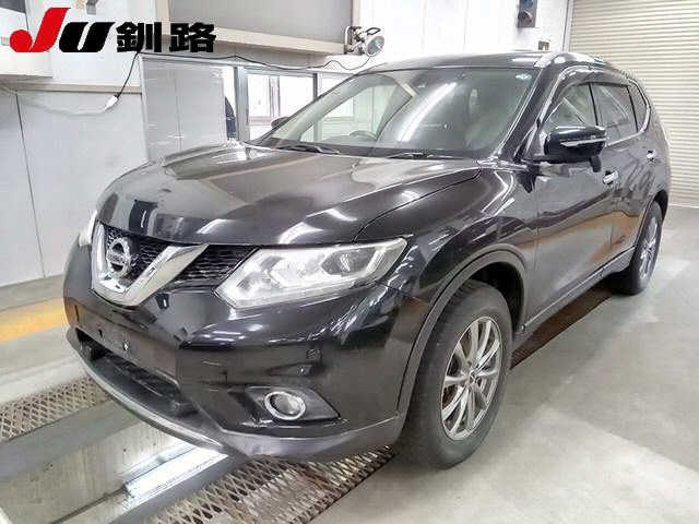 NISSAN X TRAIL — фото