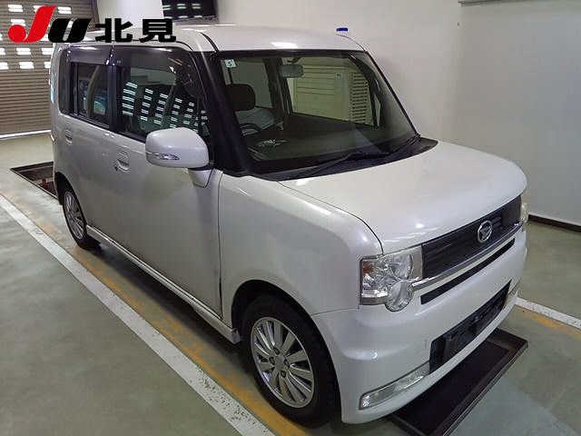 DAIHATSU MOVE — фото