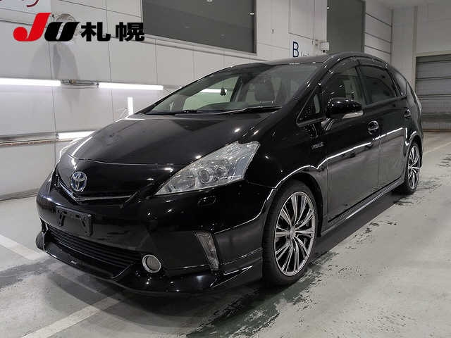 TOYOTA PRIUS — фото