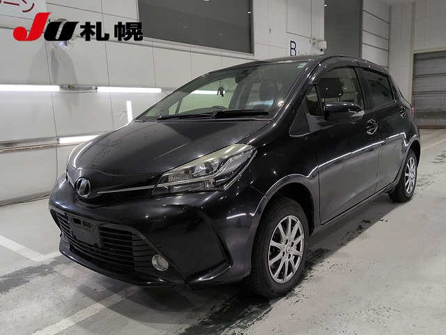 TOYOTA VITZ — фото