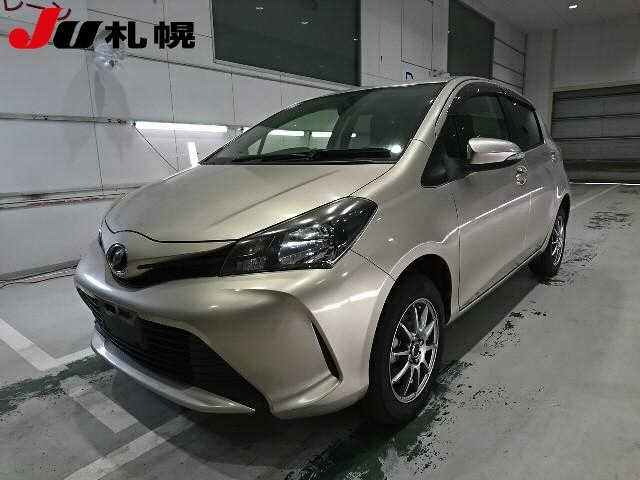 TOYOTA VITZ — фото