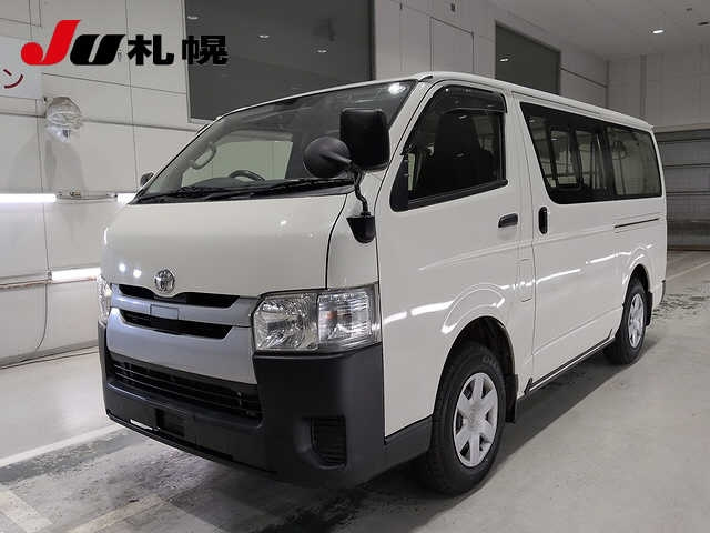 TOYOTA REGIUS ACE VAN