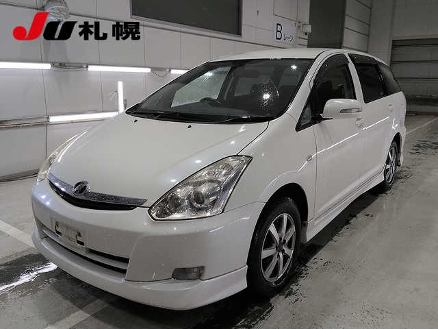 TOYOTA WISH — фото