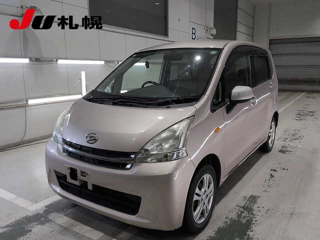 DAIHATSU MOVE — фото