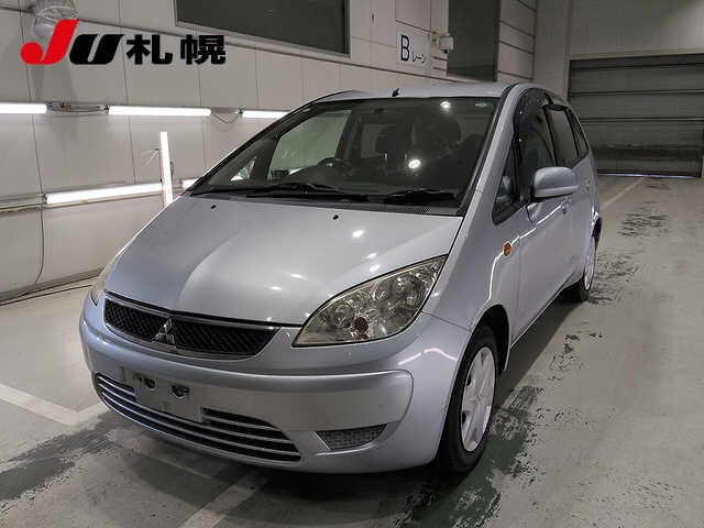 MITSUBISHI COLT — фото
