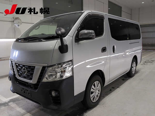 NISSAN CARAVAN — фото