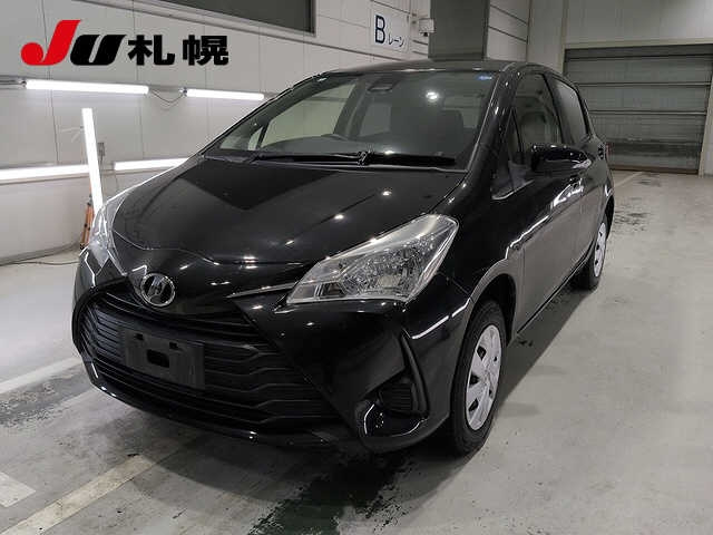 TOYOTA VITZ — фото