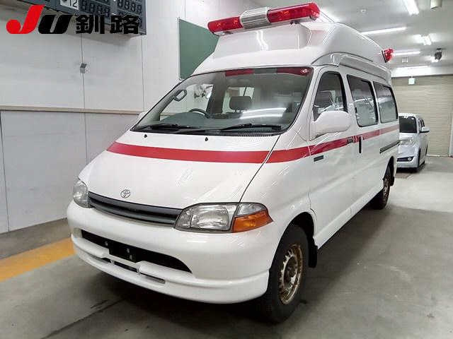 TOYOTA HIACE — фото