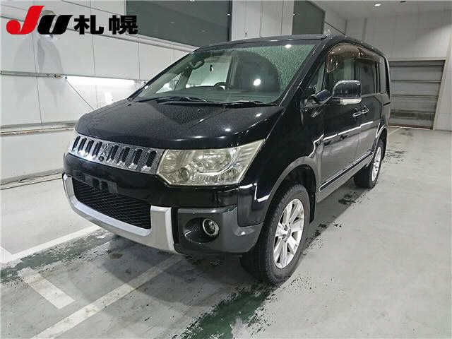 MITSUBISHI DELICA — фото