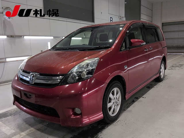 TOYOTA ISIS — фото