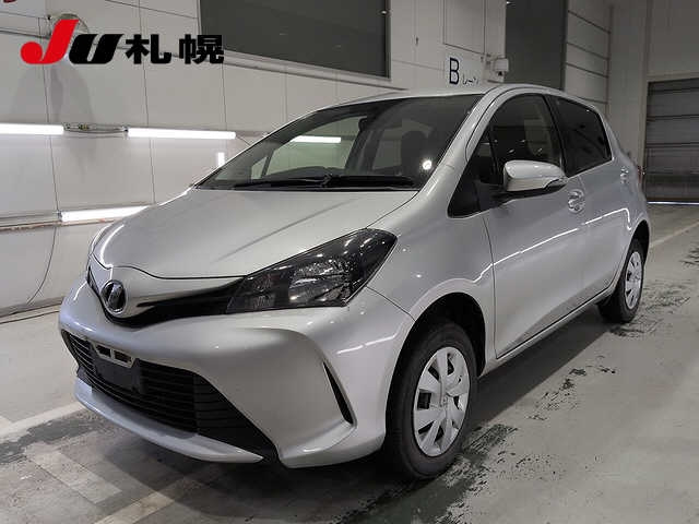 TOYOTA VITZ — фото
