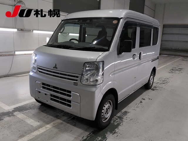 MITSUBISHI MINICAB — фото