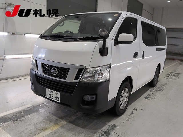 NISSAN CARAVAN — фото