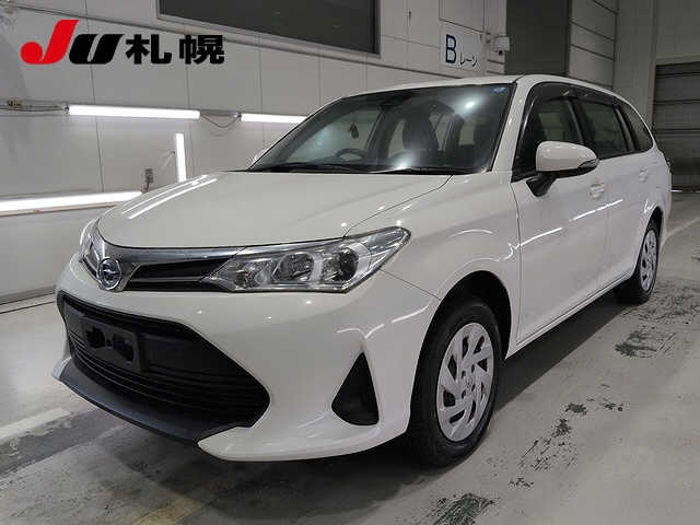 TOYOTA COROLLA — фото