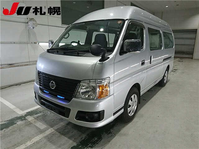 NISSAN CARAVAN — фото