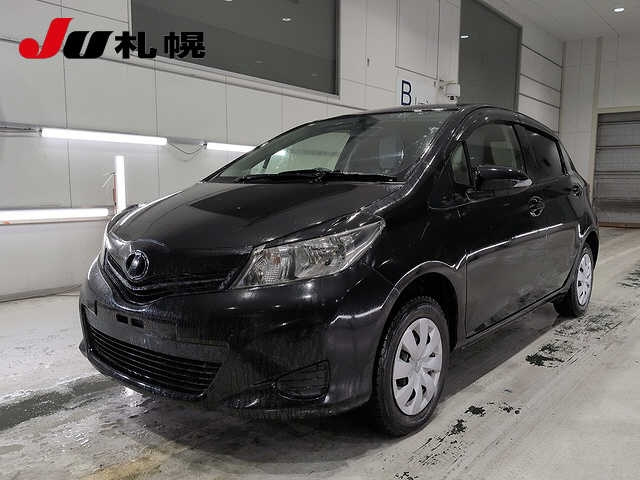 TOYOTA VITZ — фото