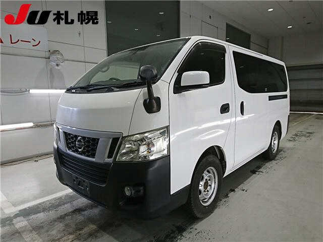 NISSAN CARAVAN — фото
