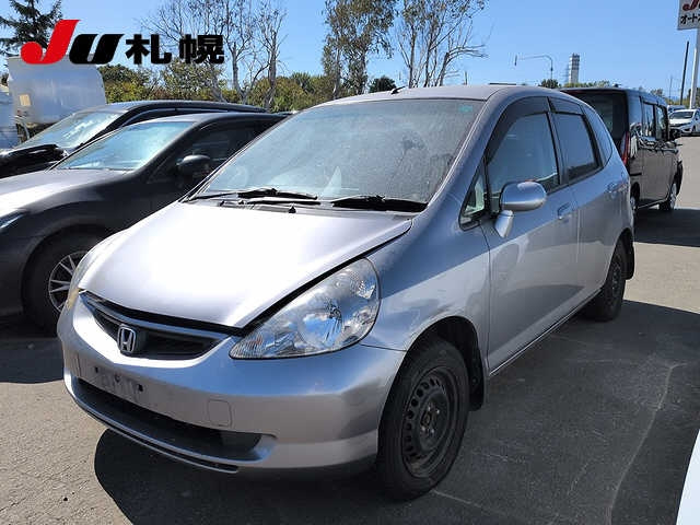 HONDA FIT — фото