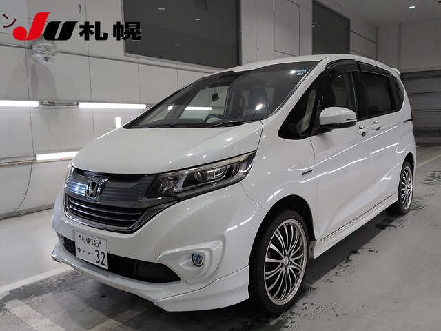HONDA FREED — фото