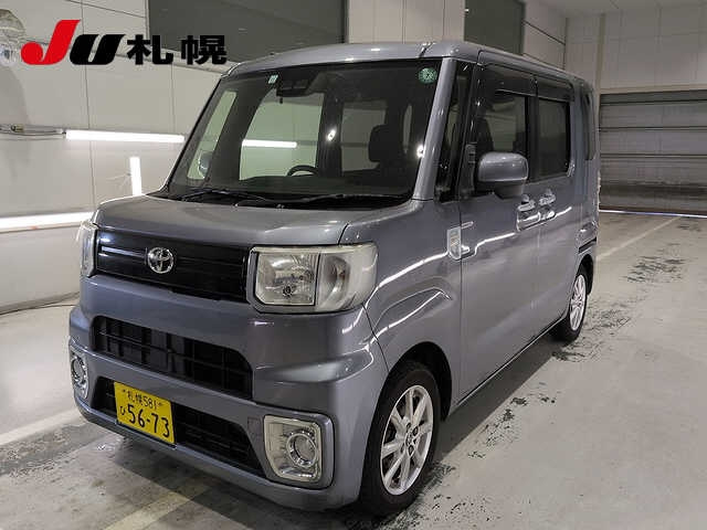 TOYOTA PIXIS — фото