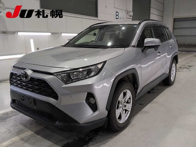 TOYOTA RAV4 — фото