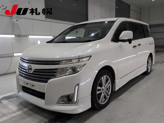 NISSAN ELGRAND — фото