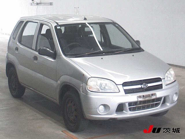 SUZUKI SWIFT — фото