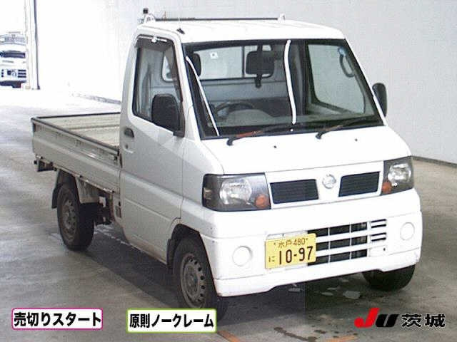 NISSAN CLIPPER TRUCK