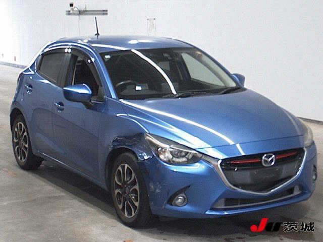 MAZDA DEMIO — фото