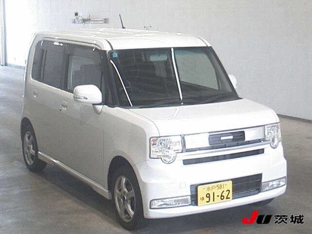 DAIHATSU MOVE — фото
