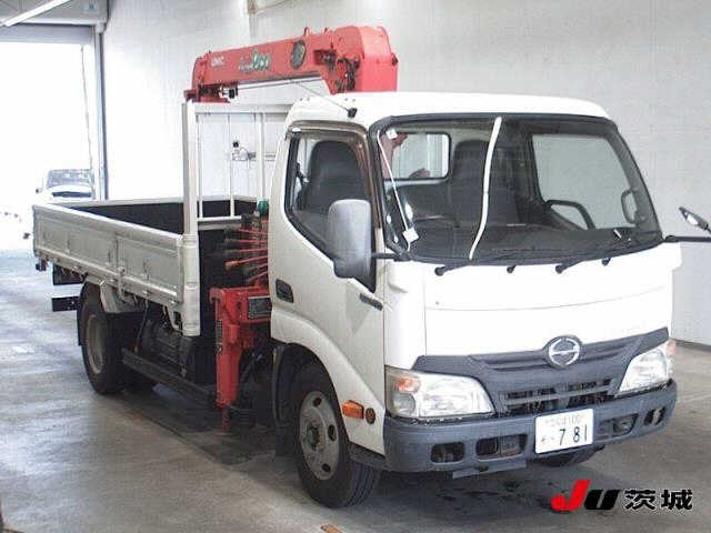 HINO DUTRO — фото