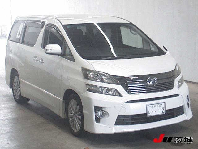 TOYOTA VELLFIRE — фото
