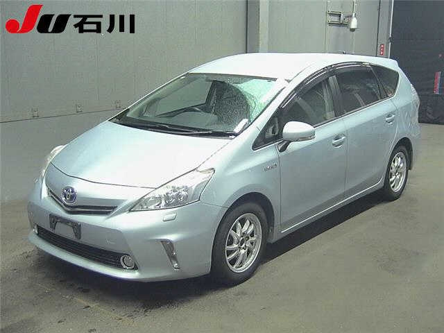 TOYOTA PRIUS — фото