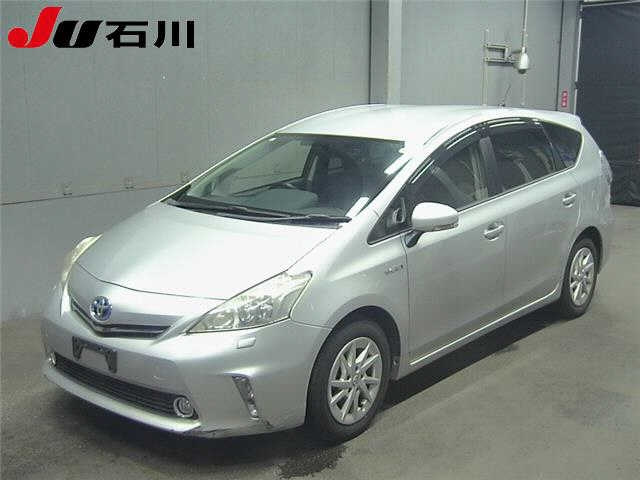 TOYOTA PRIUS — фото